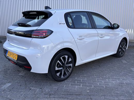 Peugeot 208 1.2 PureTech 75 5MT Style | 6 airbags (adaptieve front-, zij- en window-airbags) | Airconditionin... ActivLease financial lease