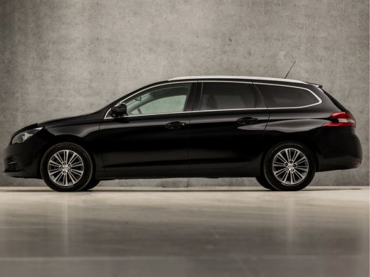 Peugeot 308 SW 1.2 PureTech Sport Automaat (APPLE CARPLAY, GROOT NAVI, 360 CAMERA, ADAPTIVE CRUISE, GETINT GL... ActivLease financial lease