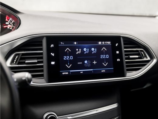 Peugeot 308 SW 1.2 PureTech Sport Automaat (APPLE CARPLAY, GROOT NAVI, 360 CAMERA, ADAPTIVE CRUISE, GETINT GL... ActivLease financial lease