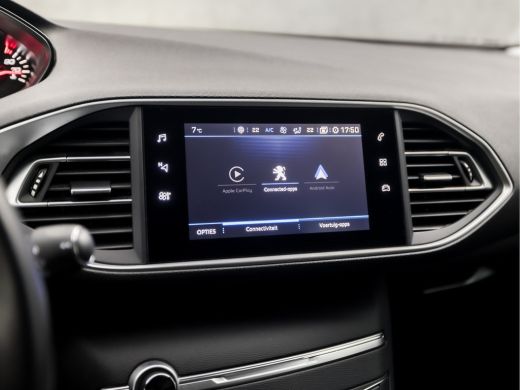 Peugeot 308 SW 1.2 PureTech Sport Automaat (APPLE CARPLAY, GROOT NAVI, 360 CAMERA, ADAPTIVE CRUISE, GETINT GL... ActivLease financial lease