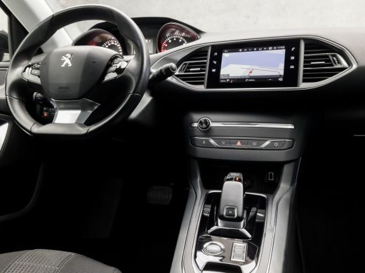 Peugeot 308 SW 1.2 PureTech Sport Automaat (APPLE CARPLAY, GROOT NAVI, 360 CAMERA, ADAPTIVE CRUISE, GETINT GL... ActivLease financial lease