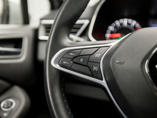 Renault Clio 1.0 TCe Sport (NIEUW MODEL, APPLE CARPLAY, GROOT NAVI, PARKEERSENSOREN, SPORTSTOELEN, CRUISE, LED... ActivLease financial lease