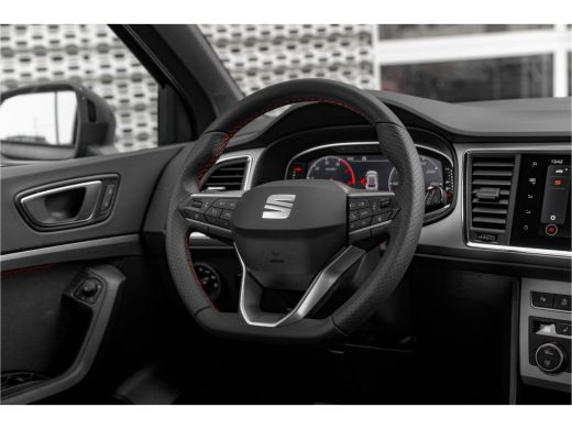 Seat Ateca 1.5 TSI FR Business Intense | Stoel + Stuur verw. | Keyless | 19 inch | Camera | Navi | ActivLease financial lease