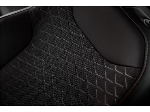 Seat Ateca 1.5 TSI FR Business Intense | Stoel + Stuur verw. | Keyless | 19 inch | Camera | Navi | ActivLease financial lease