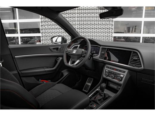Seat Ateca 1.5 TSI FR Business Intense | Stoel + Stuur verw. | Keyless | 19 inch | Camera | Navi | ActivLease financial lease