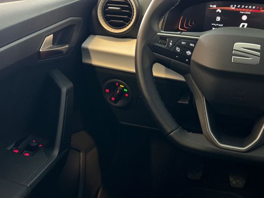 Seat Ibiza 1.0 95pk EcoTSI Style / Cruise control / Apple carplay & Android auto / Parkeersensor achter ActivLease financial lease