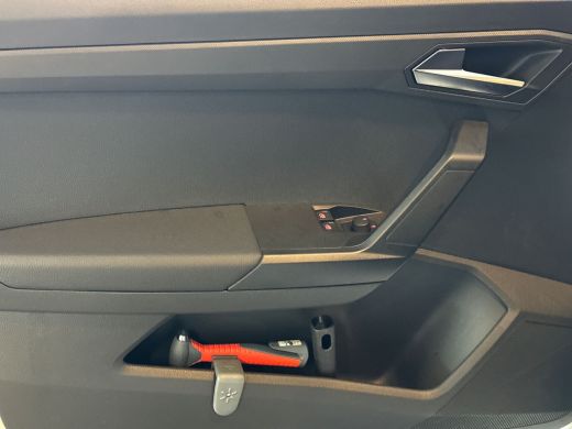 Seat Ibiza 1.0 95pk EcoTSI Style / Cruise control / Apple carplay & Android auto / Parkeersensor achter ActivLease financial lease