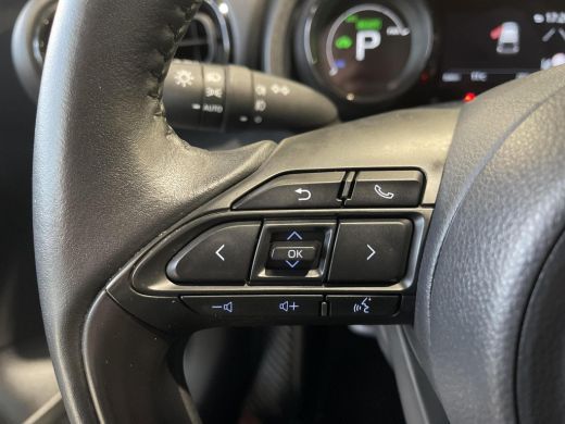 Toyota Yaris 1.5 Hybrid Executive ActivLease financial lease