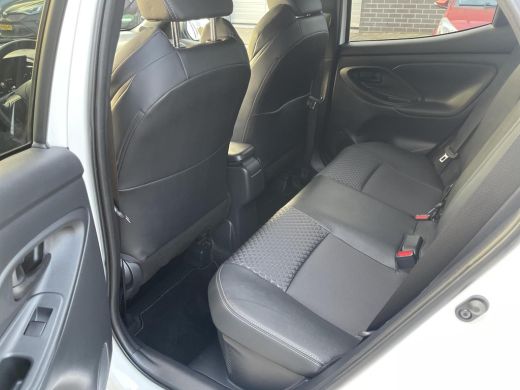 Toyota Yaris 1.5 Hybrid Executive ActivLease financial lease
