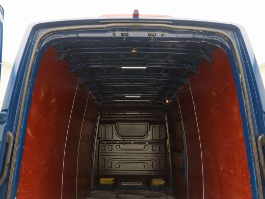 Volkswagen Crafter 35 2.0 TDi 140 Pk L5H3 | Cruise Control | Achterruitrijcamera | Apple CarPlay | Elektrische/verwa... ActivLease financial lease