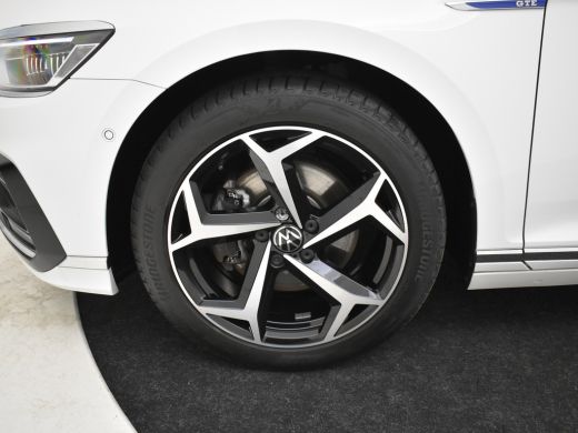 Volkswagen Passat Variant 1.4 TSI PHEV GTE Business 218pk | Adaptief cruise control | Navigatie via app | Led kopla... ActivLease financial lease