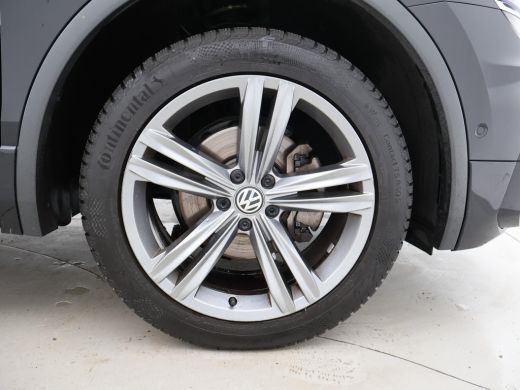 Volkswagen Tiguan Allspace 1.5 TSI DSG R-LINE + VIRTUAL COCKPIT | LEDER | WEGKL. TREKHAAK | DYNAUDIO | ADAPTIVE CRUISE ActivLease financial lease