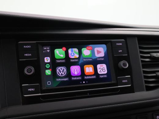Volkswagen Transporter 2.0 TDI L2H1 + LED | 20 INCH LMV | TREEPLANKEN | APPLE CARPLAY | TREKHAAK ActivLease financial lease