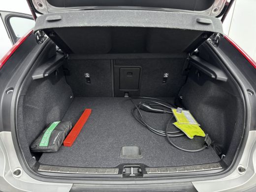 Volvo  C40 Volvo Single Motor Core 69 kWh | Stoel + Stuurverwarming | All Season banden | Warmtepomp | PDC +... ActivLease financial lease