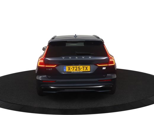 Volvo  V60 Volvo T6 AWD Plus Dark | Adaptieve cruise control incl. BLIS | Standkachel |Stoel & stuurwielverw... ActivLease financial lease