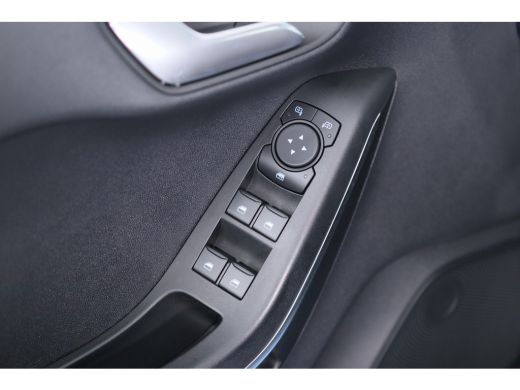 Ford Fiesta 1.0 EcoBoost Hybrid Titanium | LED | Navigatie | Airco | Parkeersensoren | Keyles | Cruise | DAB ActivLease financial lease