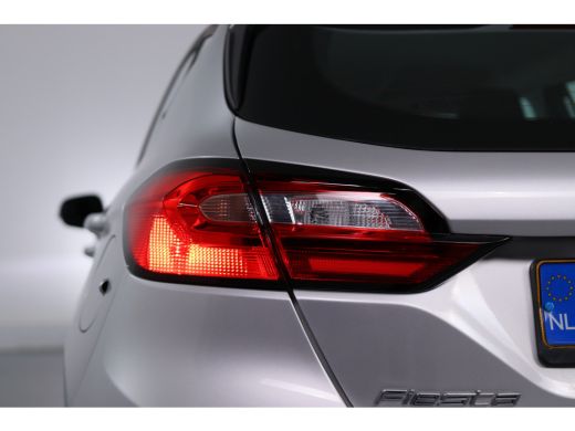 Ford Fiesta 1.0 EcoBoost Titanium | LED | Navigatie | Airco | Cruise | Parkeersenoren | DAB | Keyless Start ActivLease financial lease
