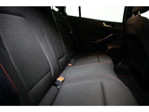 Ford Focus Wagon 1.0 E.B. 125PK Hybrid ST-Line | AUTOMAAT | Adapt. Cruise | Winter-Pack | Camera | Dode Hoek... ActivLease financial lease