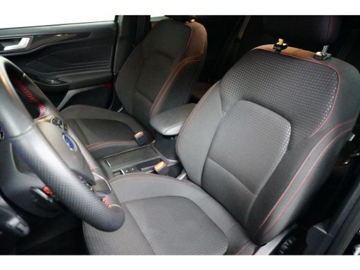 Ford Focus Wagon 1.0 E.B. 125PK Hybrid ST-Line | AUTOMAAT | Adapt. Cruise | Winter-Pack | Camera | Dode Hoek... ActivLease financial lease