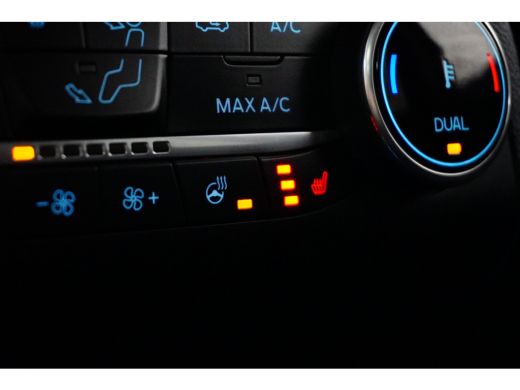 Ford Kuga 2.5 PHEV Titanium | Wegklap Trekhaak | Pano-Dak | Elektr. Achterklep | Camera | Winter-Pack | Stu... ActivLease financial lease