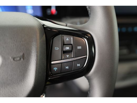 Ford Transit Custom 320 2.0 TDCI 136 pk L2H1 Limited Automaat | € 5.330,- Voorraad Voordeel | Achteruitrijcamera | Ap... ActivLease financial lease