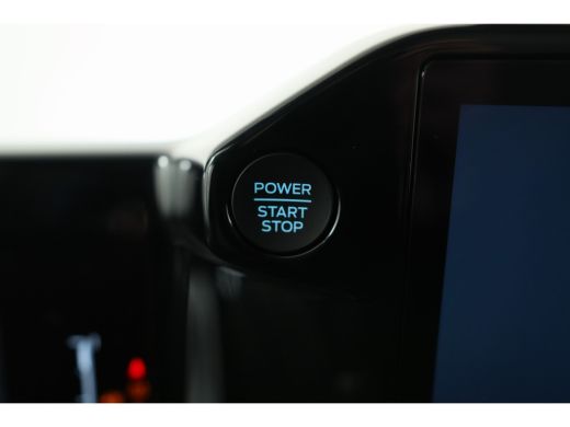Ford Transit Custom 320 2.0 TDCI 136 pk L2H1 Limited Automaat | € 5.330,- Voorraad Voordeel | Achteruitrijcamera | Ap... ActivLease financial lease