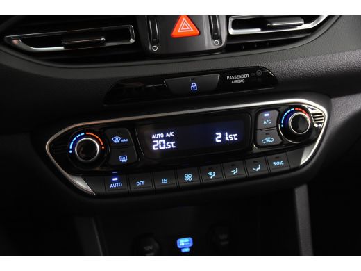 Hyundai i30 Wagon CW Select *1ste Eigenaar*Leer*Navigatie*Trekhaak* ActivLease financial lease