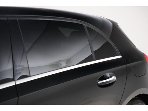Mercedes A-Klasse 180 d Premium Plus Automaat, Half leder, Camera, Navigatie, ActivLease financial lease
