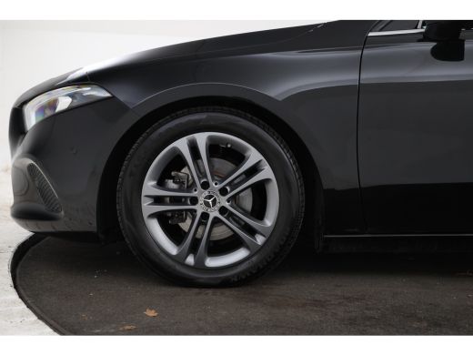 Mercedes A-Klasse 180 d Premium Plus Automaat, Half leder, Camera, Navigatie, ActivLease financial lease