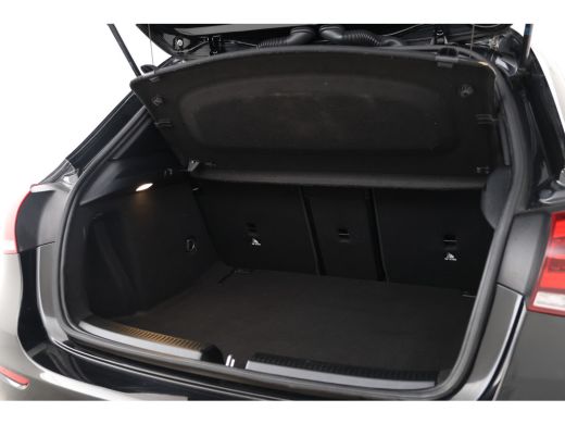 Mercedes A-Klasse 180 d Premium Plus Automaat, Half leder, Camera, Navigatie, ActivLease financial lease