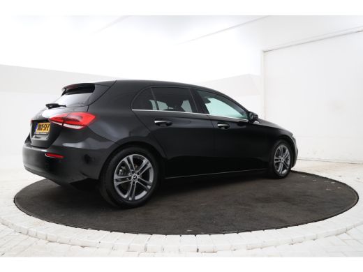 Mercedes A-Klasse 180 d Premium Plus Automaat, Half leder, Camera, Navigatie, ActivLease financial lease