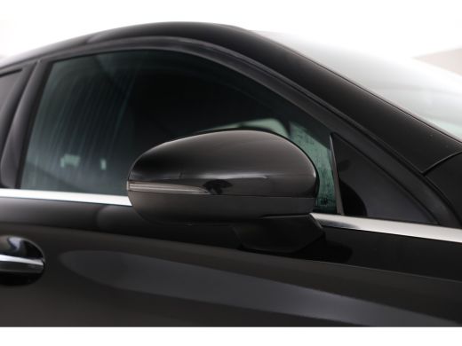 Mercedes A-Klasse 180 d Premium Plus Automaat, Half leder, Camera, Navigatie, ActivLease financial lease