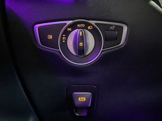 Mercedes EQC 400 4MATIC Premium Plus 80 kWh AMG Line | Electric Art interieur | Launch Edition ActivLease financial lease
