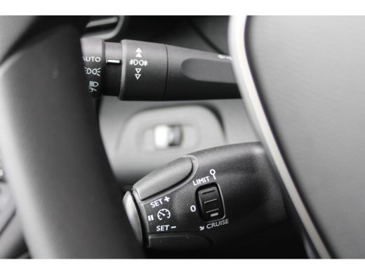 Peugeot e-Partner Peugeot 50 kWh 2024 | CAMERA | STOEL + STUURVERW. | NAVI BY APP | DEMO VOORDEEL ActivLease financial lease