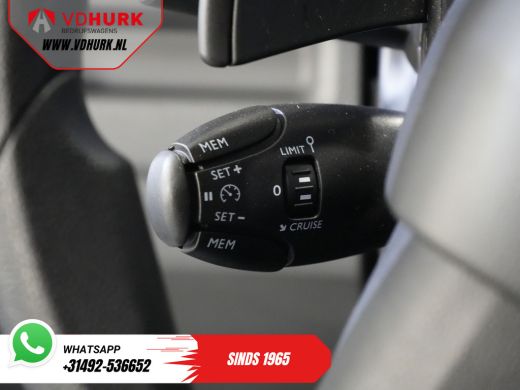 Peugeot Expert 2.0 HDI 125 pk Aut. DC Dubbel Cabine Navi/ Camera / Cruise/ Airco/ Trekhaak /PDC /Carplay ActivLease financial lease