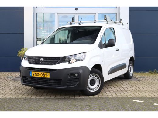 Peugeot Partner 1.5 BlueHDI Premium | Airco | Apple Carplay/Android Auto|telefoonintegratie premium | Bestuurders... Peugeot Partner 1.5 BlueHDI Premium | Airco | Apple Carplay/Android Auto|telefoonintegratie premium | Bestuurders...