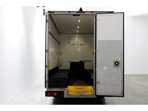 Renault Master T35 2.3 DCI 150pk Automaat Lowliner Bakwagen met deuren 12-2020 ActivLease financial lease