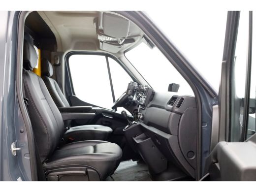 Renault Master T35 2.3 DCI 150pk Automaat Lowliner Bakwagen met deuren 12-2020 ActivLease financial lease