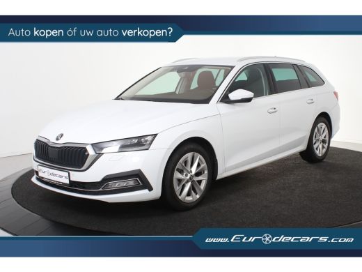 Skoda Octavia Combi DSG *1ste Eigenaar*Navigatie*Stoelverwarming* Skoda Octavia Combi DSG *1ste Eigenaar*Navigatie*Stoelverwarming*