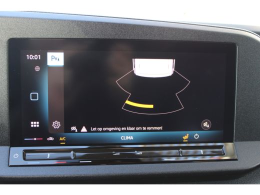 Volkswagen Caddy Maxi BPM VRIJ | 75 PK | Airco | Trekhaak | Apple Carplay | PDC achter ActivLease financial lease