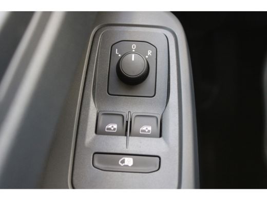 Volkswagen Caddy Maxi BPM VRIJ | 75 PK | Airco | Trekhaak | Apple Carplay | PDC achter ActivLease financial lease