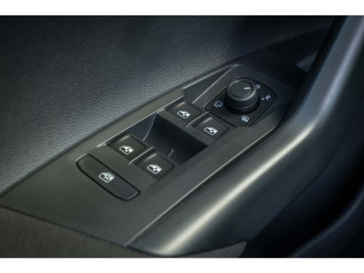 Volkswagen Polo Volkswagen Life Edition Inclusief €2000,- inruilvoordeel | | 'App-Connect' draadloze smartphone i... ActivLease financial lease