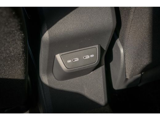 Volkswagen Polo Volkswagen Life Edition Inclusief €2000,- inruilvoordeel | | 'App-Connect' draadloze smartphone i... ActivLease financial lease