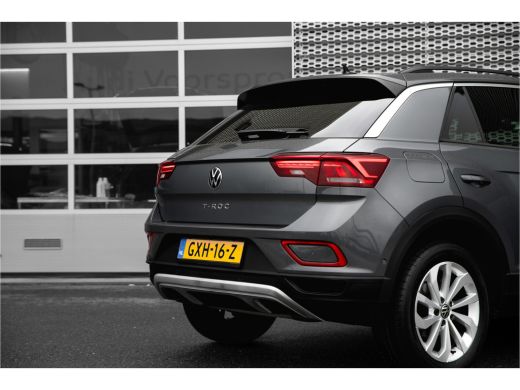 Volkswagen T-Roc 1.5 TSI Life Business DSG | Apple carPlay | Clima ActivLease financial lease