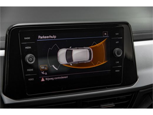 Volkswagen T-Roc 1.5 TSI Life Business DSG | Apple carPlay | Clima ActivLease financial lease