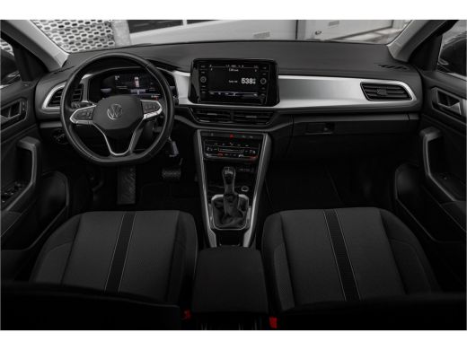 Volkswagen T-Roc 1.5 TSI Life Business DSG | Apple carPlay | Clima ActivLease financial lease