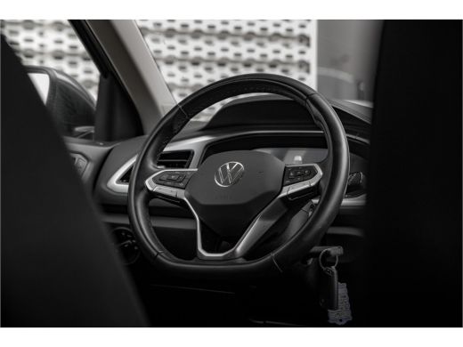 Volkswagen T-Roc 1.5 TSI Life Business DSG | Apple carPlay | Clima ActivLease financial lease