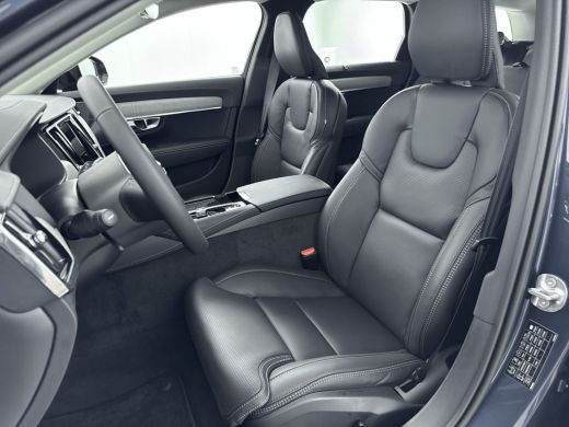 Volvo  V90 Volvo 2.0 T6 Plug-in hybrid AWD Plus Dark | Luchtvering | Trekhaak | Stoelventilatie | H&K Audio ... ActivLease financial lease