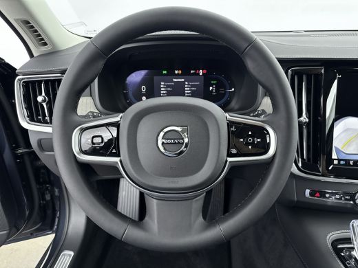 Volvo  V90 Volvo 2.0 T6 Plug-in hybrid AWD Plus Dark | Luchtvering | Trekhaak | Stoelventilatie | H&K Audio ... ActivLease financial lease