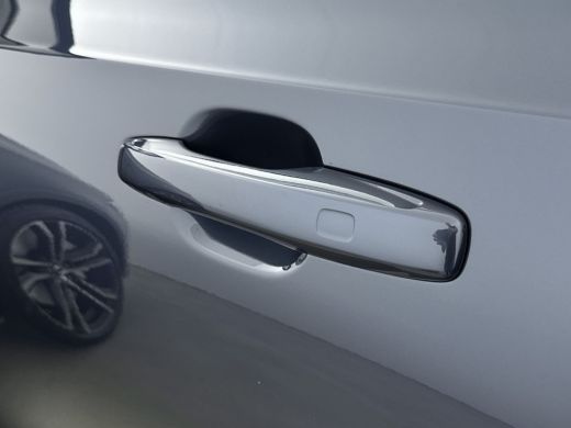 Volvo  V90 Volvo 2.0 T6 Plug-in hybrid AWD Plus Dark | Luchtvering | Trekhaak | Stoelventilatie | H&K Audio ... ActivLease financial lease